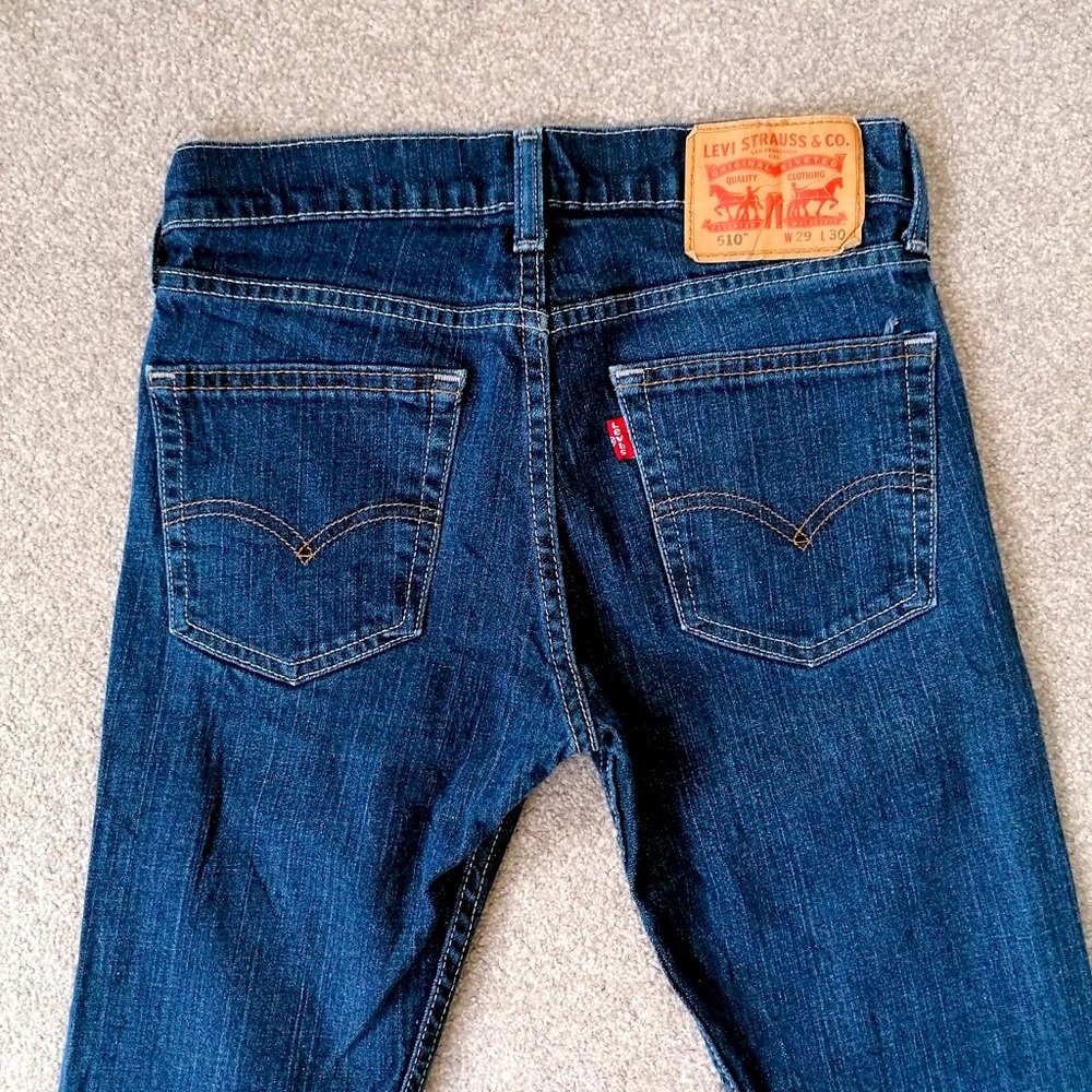 Mid-rise slim dark wash vintage Levi's 510 jeans